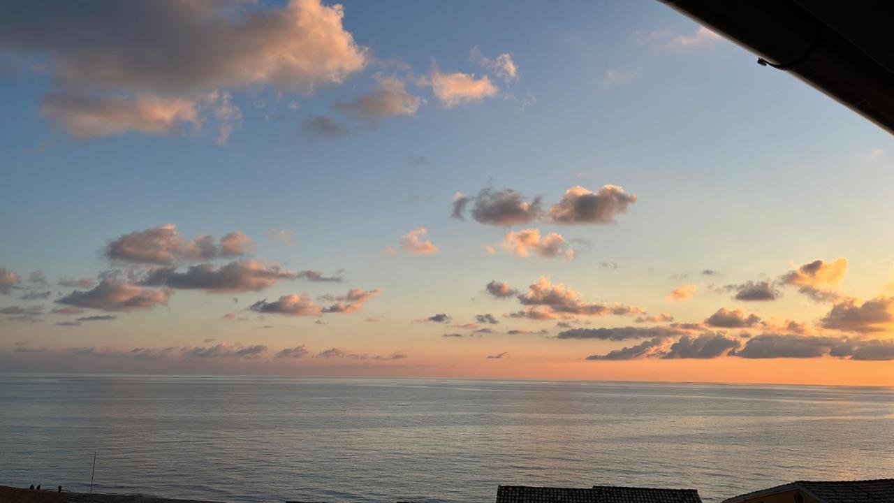 Costal Apartment Glyfáda Eksteriør bilde